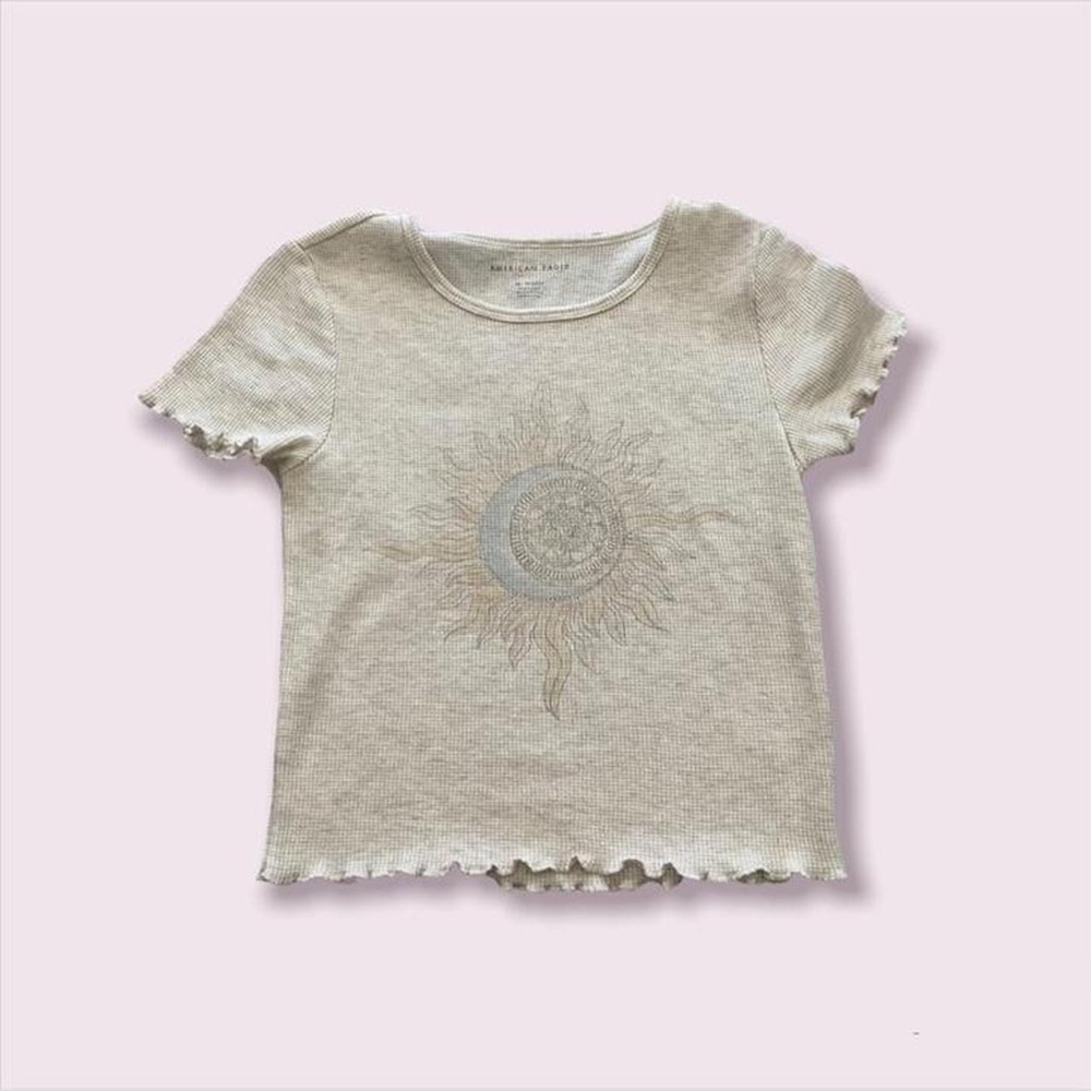 American eagle tee <3 Sun tshirt barley used